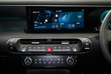 https://vehicle-cdn.autoleague.cloud/26416_620260472_22.jpg