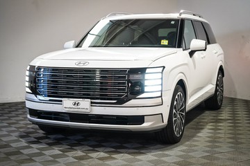 https://vehicle-cdn.autoleague.cloud/26416_620260472_4.jpg