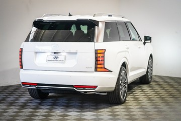 https://vehicle-cdn.autoleague.cloud/26416_620260472_8.jpg