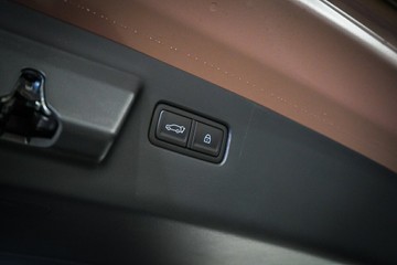 https://vehicle-cdn.autoleague.cloud/26416_620260733_11.jpg
