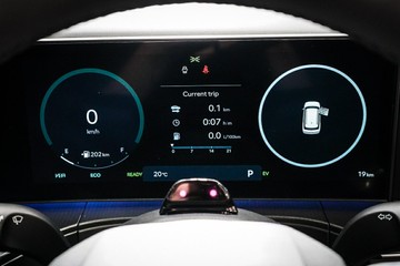 https://vehicle-cdn.autoleague.cloud/26416_620260733_22.jpg