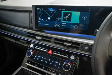 https://vehicle-cdn.autoleague.cloud/26416_620260733_23.jpg