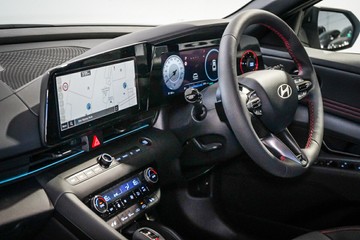 https://vehicle-cdn.autoleague.cloud/26416_620260761_32.jpg