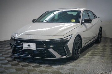 https://vehicle-cdn.autoleague.cloud/26416_620260761_4.jpg