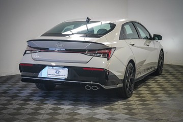 https://vehicle-cdn.autoleague.cloud/26416_620260761_9.jpg