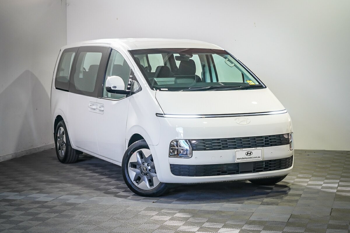 Hyundai Staria image 1