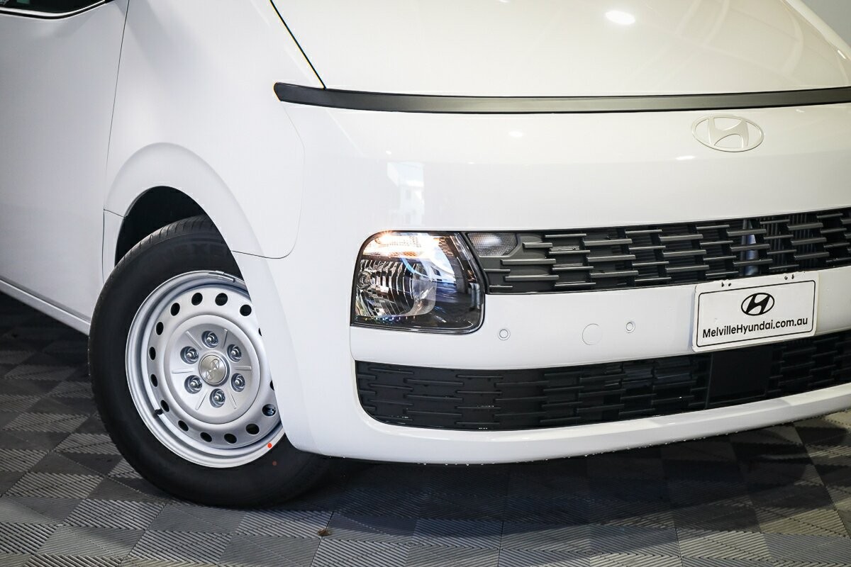 Hyundai Staria Load image 2