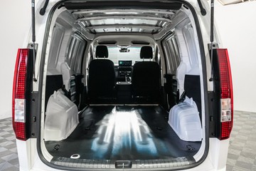 https://vehicle-cdn.autoleague.cloud/26416_620261143_9.jpg