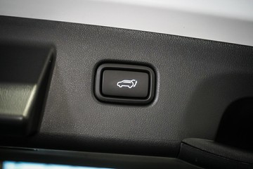 https://vehicle-cdn.autoleague.cloud/26416_620261725_13.jpg