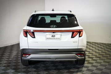 https://vehicle-cdn.autoleague.cloud/26416_620261725_6.jpg