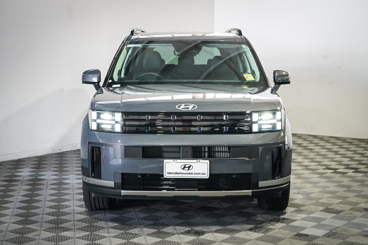 Hyundai Santa Fe image 3