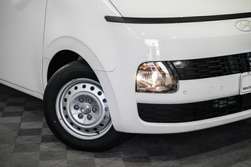 https://vehicle-cdn.autoleague.cloud/26416_620261918_2.jpg