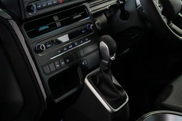 https://vehicle-cdn.autoleague.cloud/26416_620261918_22.jpg