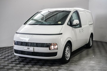 https://vehicle-cdn.autoleague.cloud/26416_620261918_4.jpg