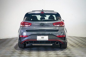 https://vehicle-cdn.autoleague.cloud/26416_620261950_6.jpg