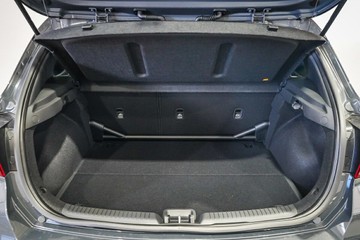 https://vehicle-cdn.autoleague.cloud/26416_620261950_9.jpg