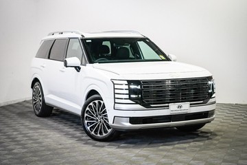 https://vehicle-cdn.autoleague.cloud/26416_620261968_1.jpg