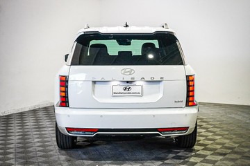 https://vehicle-cdn.autoleague.cloud/26416_620261968_7.jpg