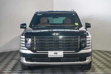 https://vehicle-cdn.autoleague.cloud/26416_620261984_3.jpg