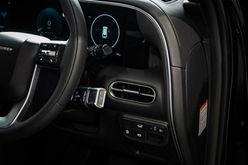 https://vehicle-cdn.autoleague.cloud/26416_620261989_16.jpg