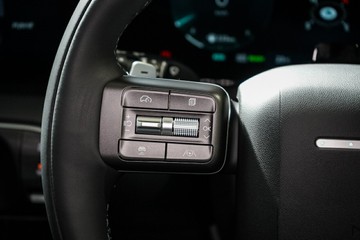 https://vehicle-cdn.autoleague.cloud/26416_620261989_24.jpg
