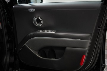 https://vehicle-cdn.autoleague.cloud/26416_620261989_32.jpg