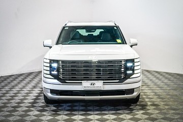 https://vehicle-cdn.autoleague.cloud/26416_620262111_3.jpg