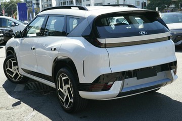 https://vehicle-cdn.autoleague.cloud/26416_620262839_3.jpg