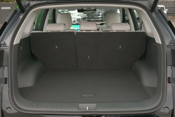 https://vehicle-cdn.autoleague.cloud/26416_620262880_12.jpg