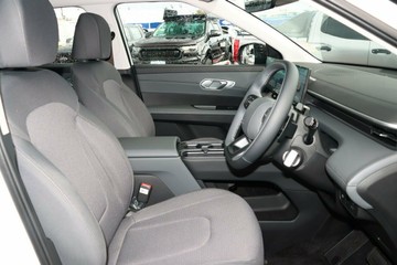 https://vehicle-cdn.autoleague.cloud/26416_620262906_6.jpg