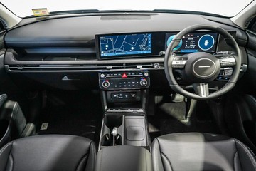https://vehicle-cdn.autoleague.cloud/26416_620263132_13.jpg