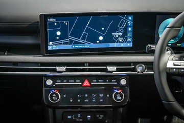 https://vehicle-cdn.autoleague.cloud/26416_620263132_14.jpg