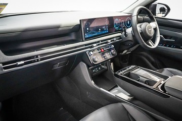 https://vehicle-cdn.autoleague.cloud/26416_620263132_22.jpg