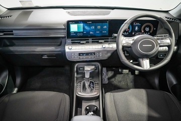 https://vehicle-cdn.autoleague.cloud/26416_620263294_12.jpg