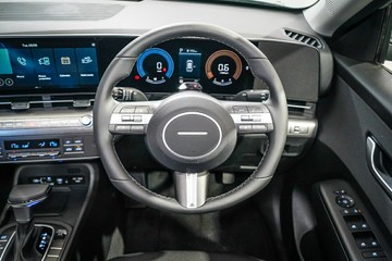 https://vehicle-cdn.autoleague.cloud/26416_620263294_19.jpg