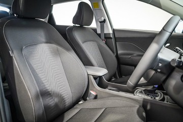 https://vehicle-cdn.autoleague.cloud/26416_620263294_23.jpg