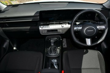 https://vehicle-cdn.autoleague.cloud/26416_620263298_5.jpg