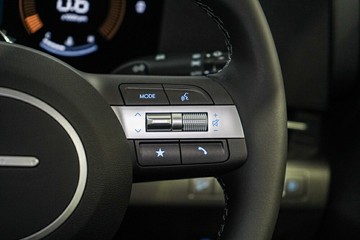 https://vehicle-cdn.autoleague.cloud/26416_620263299_15.jpg