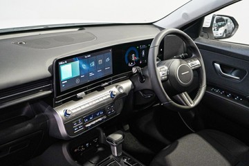 https://vehicle-cdn.autoleague.cloud/26416_620263299_26.jpg