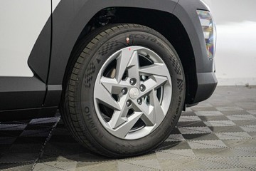 https://vehicle-cdn.autoleague.cloud/26416_620263299_7.jpg
