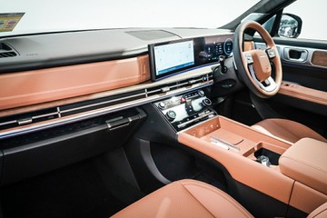 https://vehicle-cdn.autoleague.cloud/26416_620263340_34.jpg