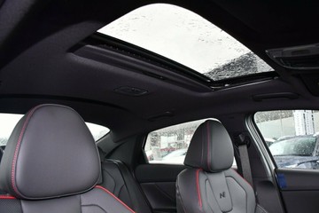 https://vehicle-cdn.autoleague.cloud/26416_620263357_11.jpg