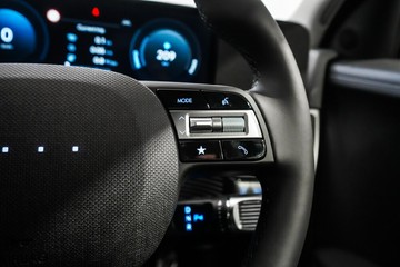 https://vehicle-cdn.autoleague.cloud/26416_620263371_14.jpg
