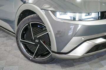 https://vehicle-cdn.autoleague.cloud/26416_620263371_2.jpg