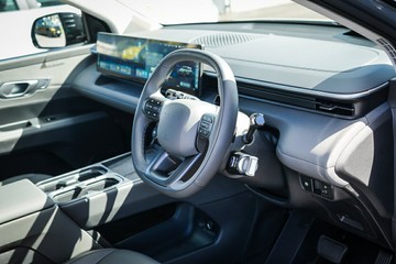 https://vehicle-cdn.autoleague.cloud/26416_620263660_13.jpg