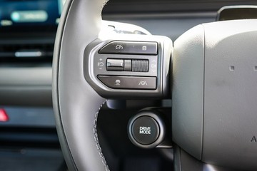 https://vehicle-cdn.autoleague.cloud/26416_620263660_17.jpg