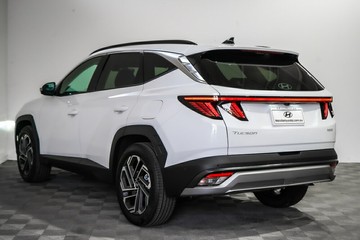 https://vehicle-cdn.autoleague.cloud/26416_620263698_5.jpg