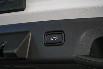 https://vehicle-cdn.autoleague.cloud/26416_620263743_13.jpg