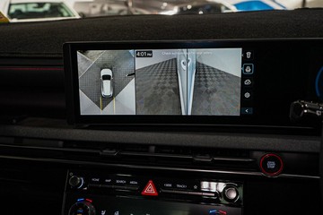 https://vehicle-cdn.autoleague.cloud/26416_620263743_26.jpg