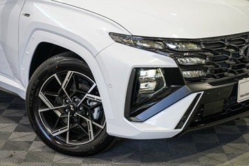 https://vehicle-cdn.autoleague.cloud/26416_620263744_2.jpg